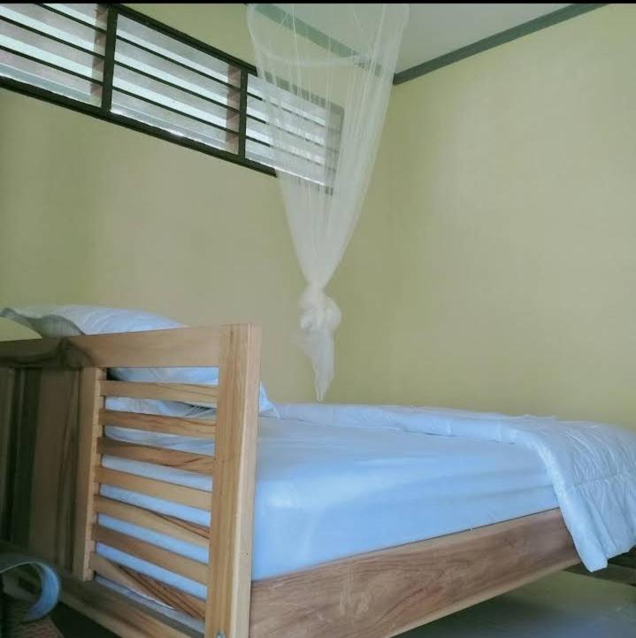 Wisma Kelimutu Ende Bagian luar foto
