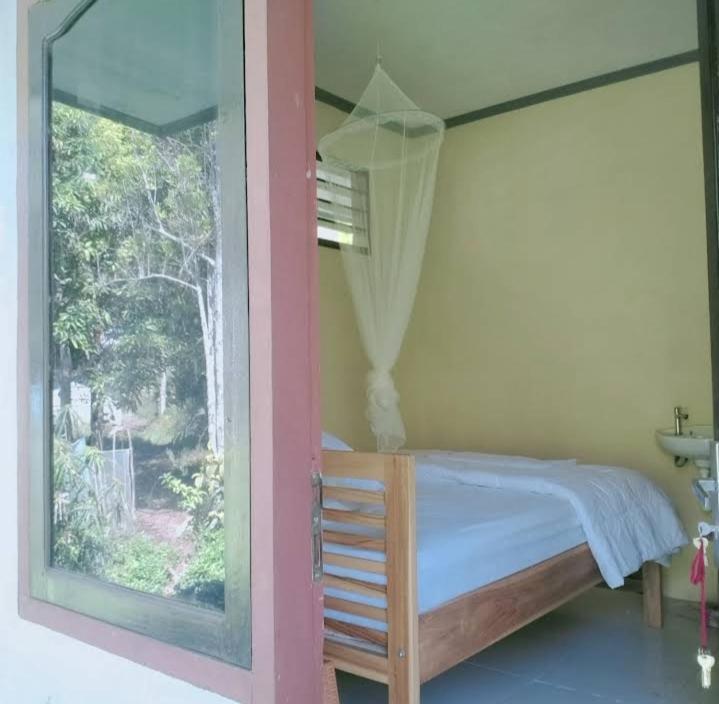 Wisma Kelimutu Ende Bagian luar foto