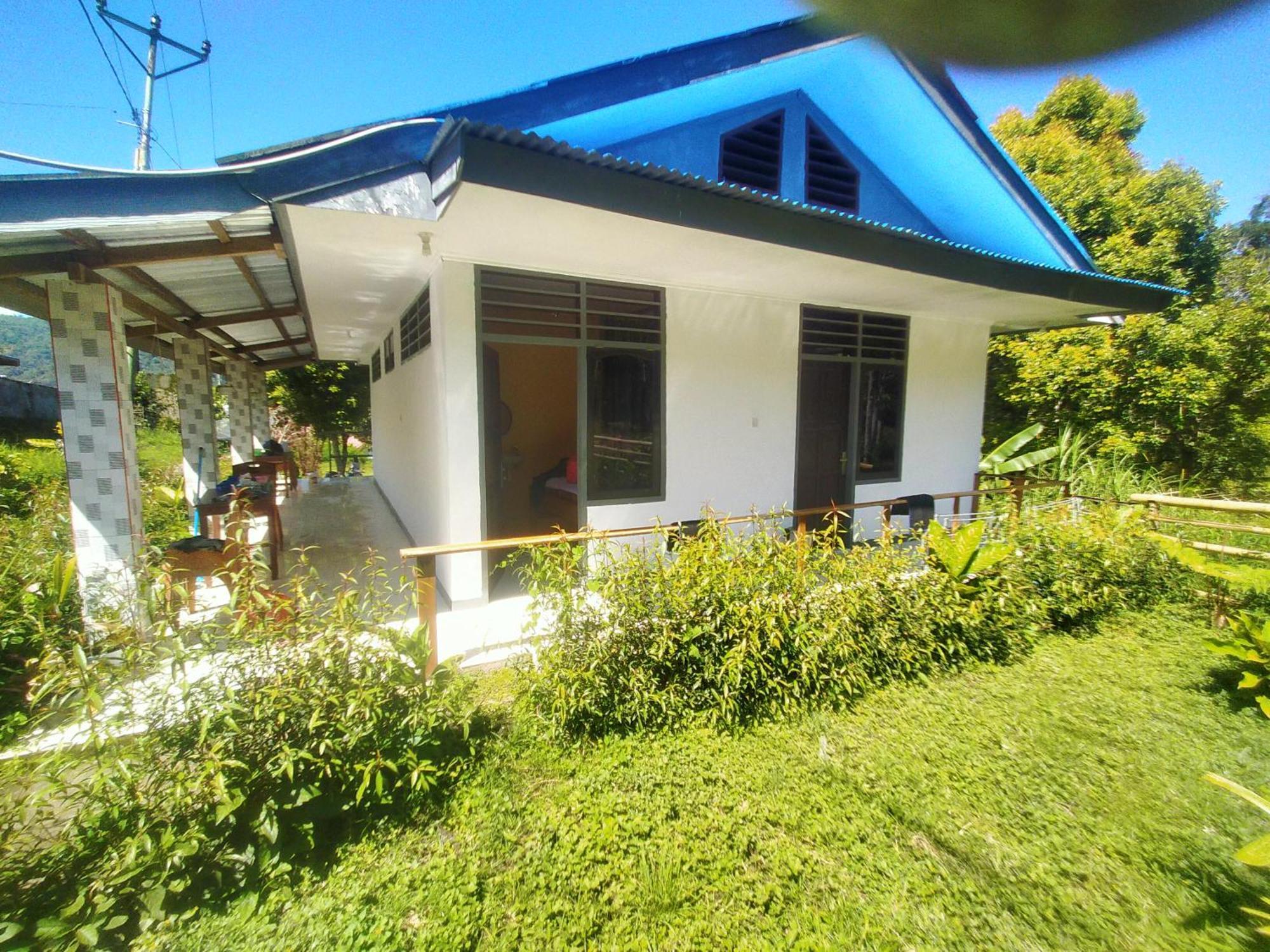 Wisma Kelimutu Ende Bagian luar foto