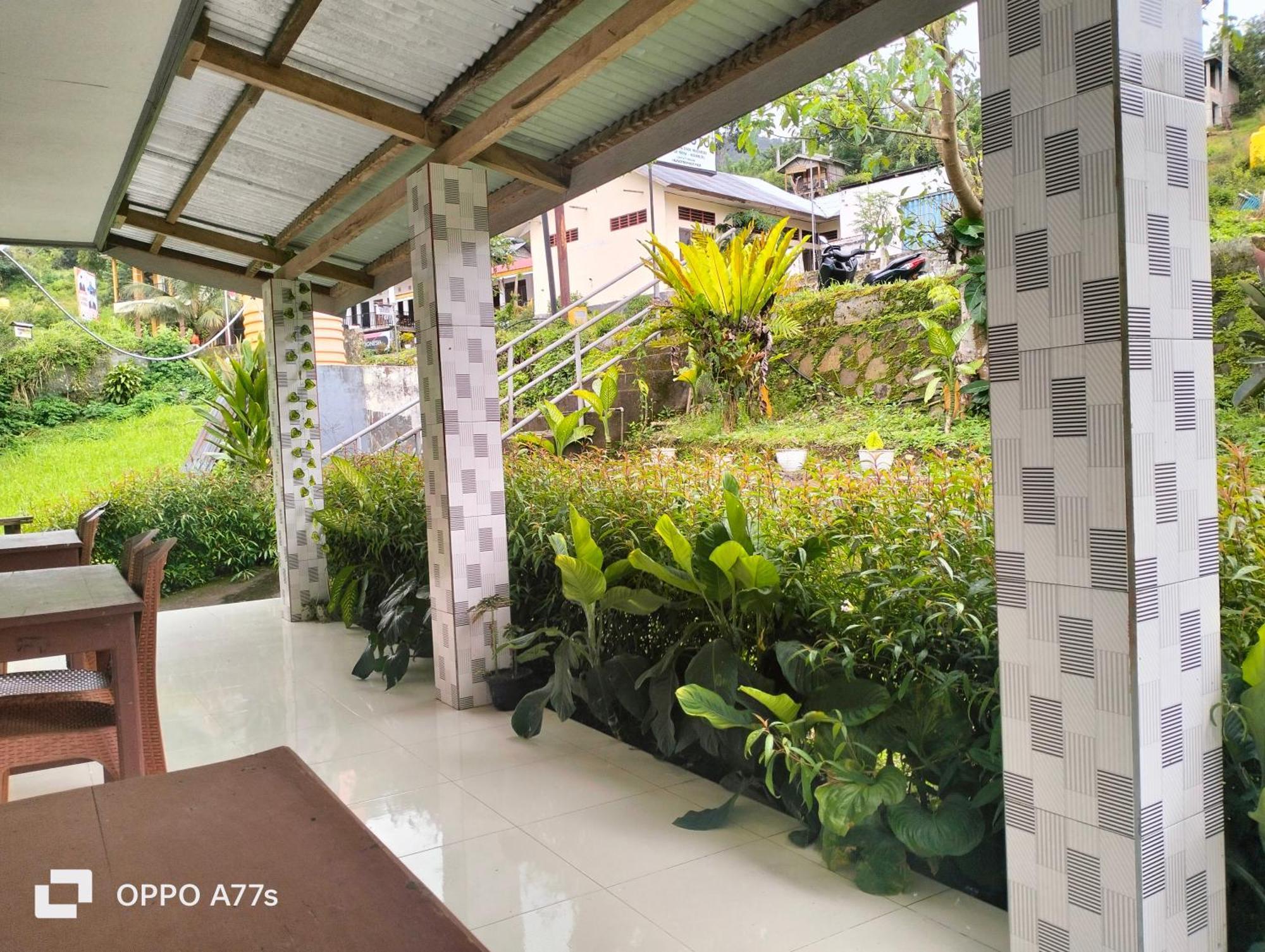 Wisma Kelimutu Ende Bagian luar foto